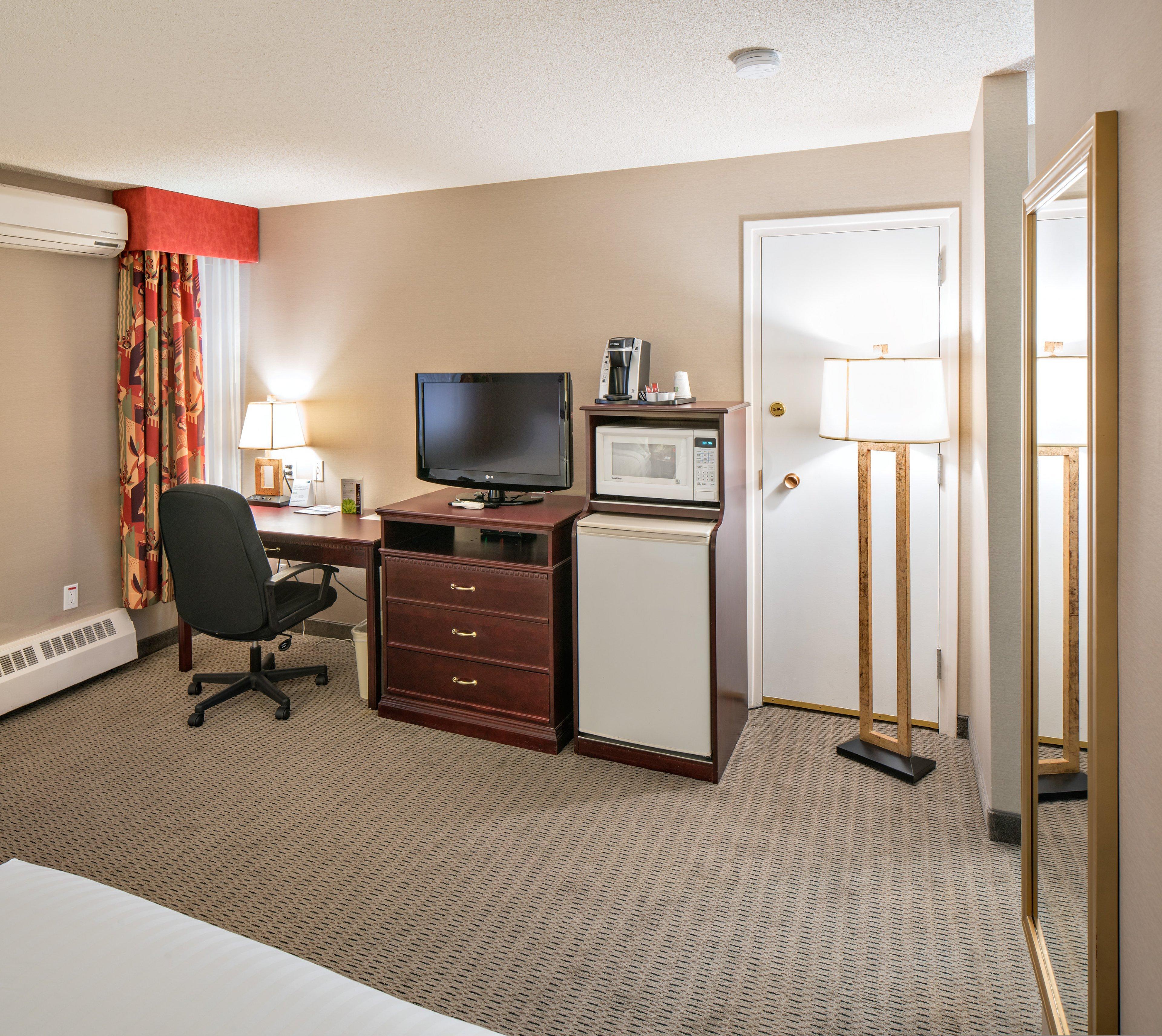 Holiday Inn Express Red Deer By Ihg Εξωτερικό φωτογραφία