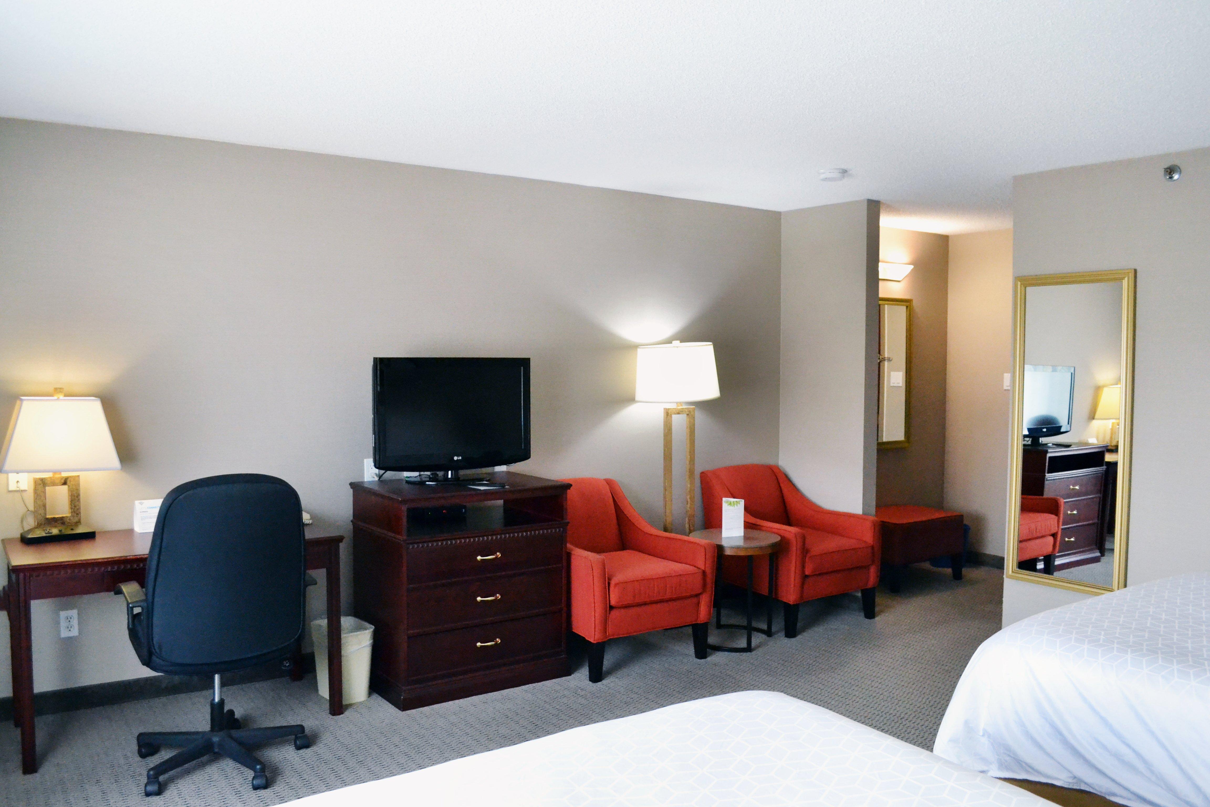 Holiday Inn Express Red Deer By Ihg Εξωτερικό φωτογραφία