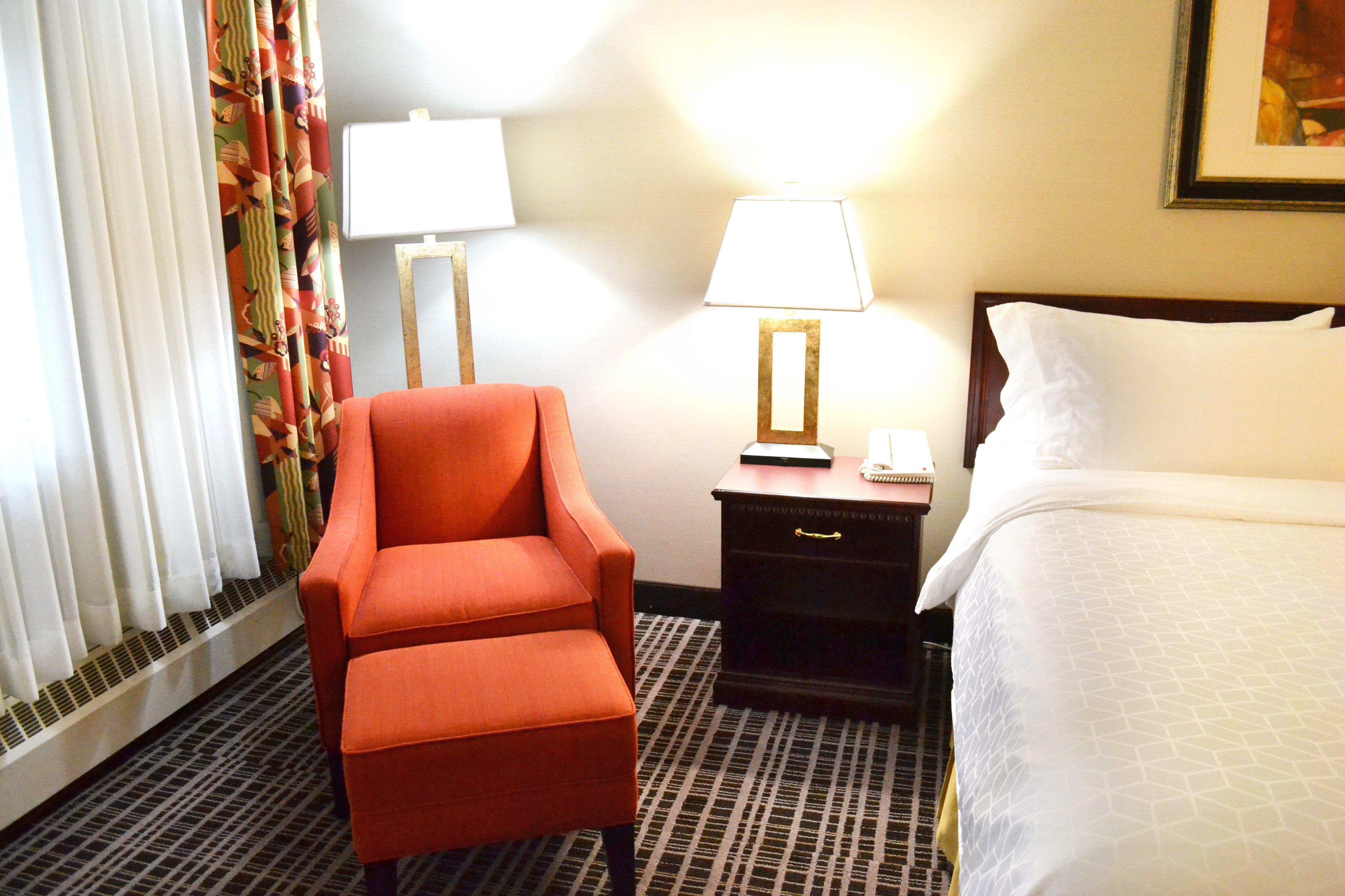 Holiday Inn Express Red Deer By Ihg Εξωτερικό φωτογραφία
