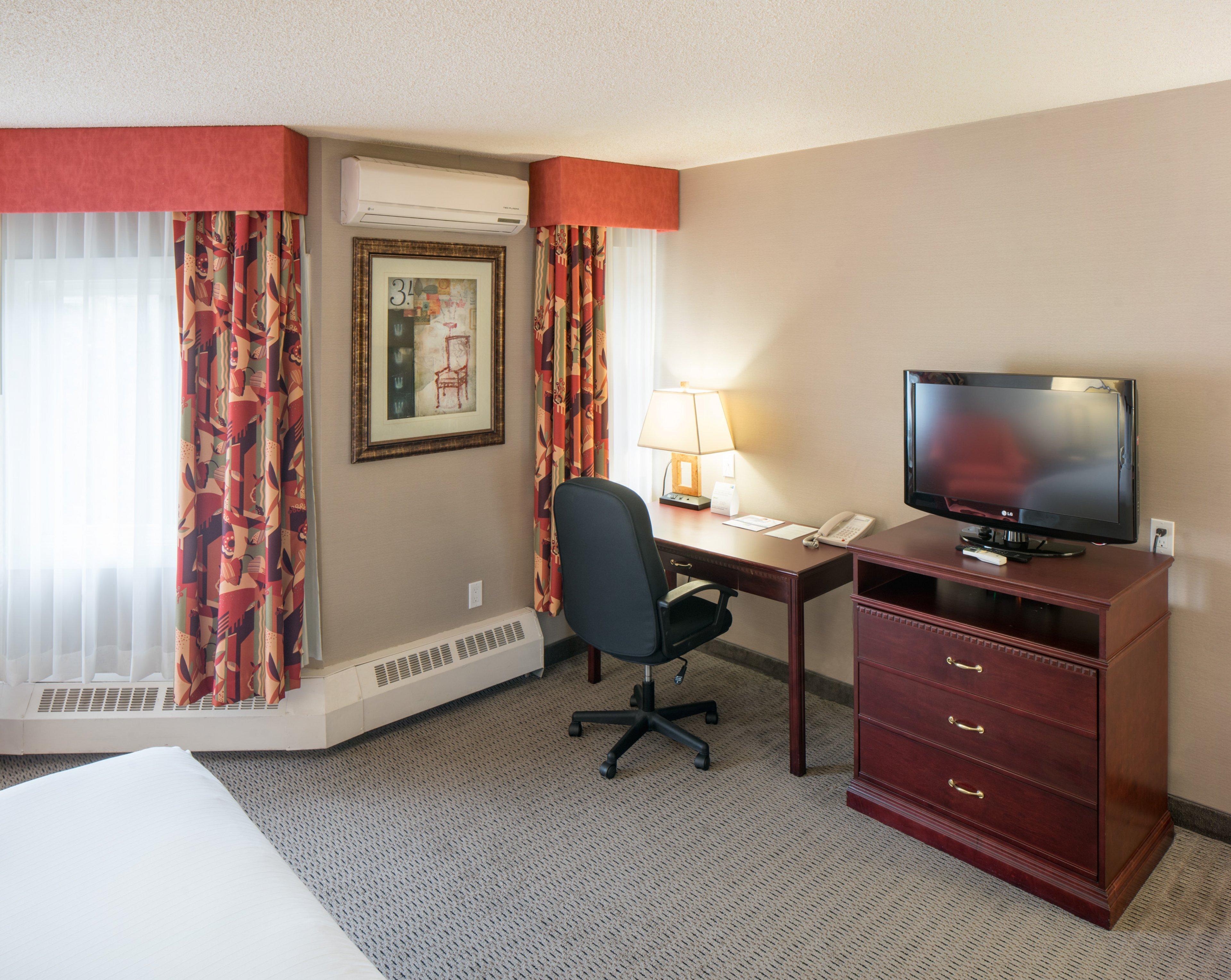 Holiday Inn Express Red Deer By Ihg Εξωτερικό φωτογραφία