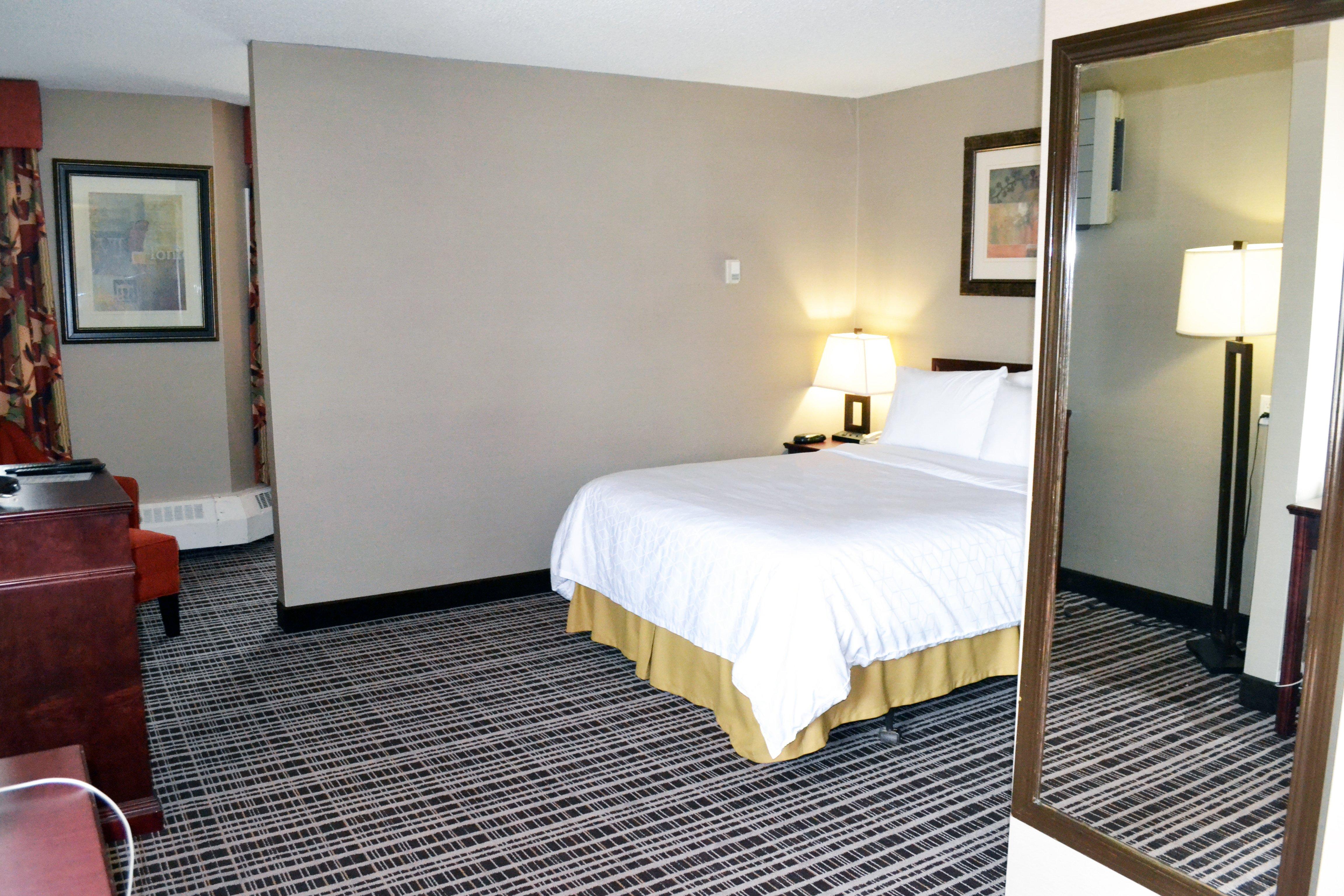 Holiday Inn Express Red Deer By Ihg Εξωτερικό φωτογραφία