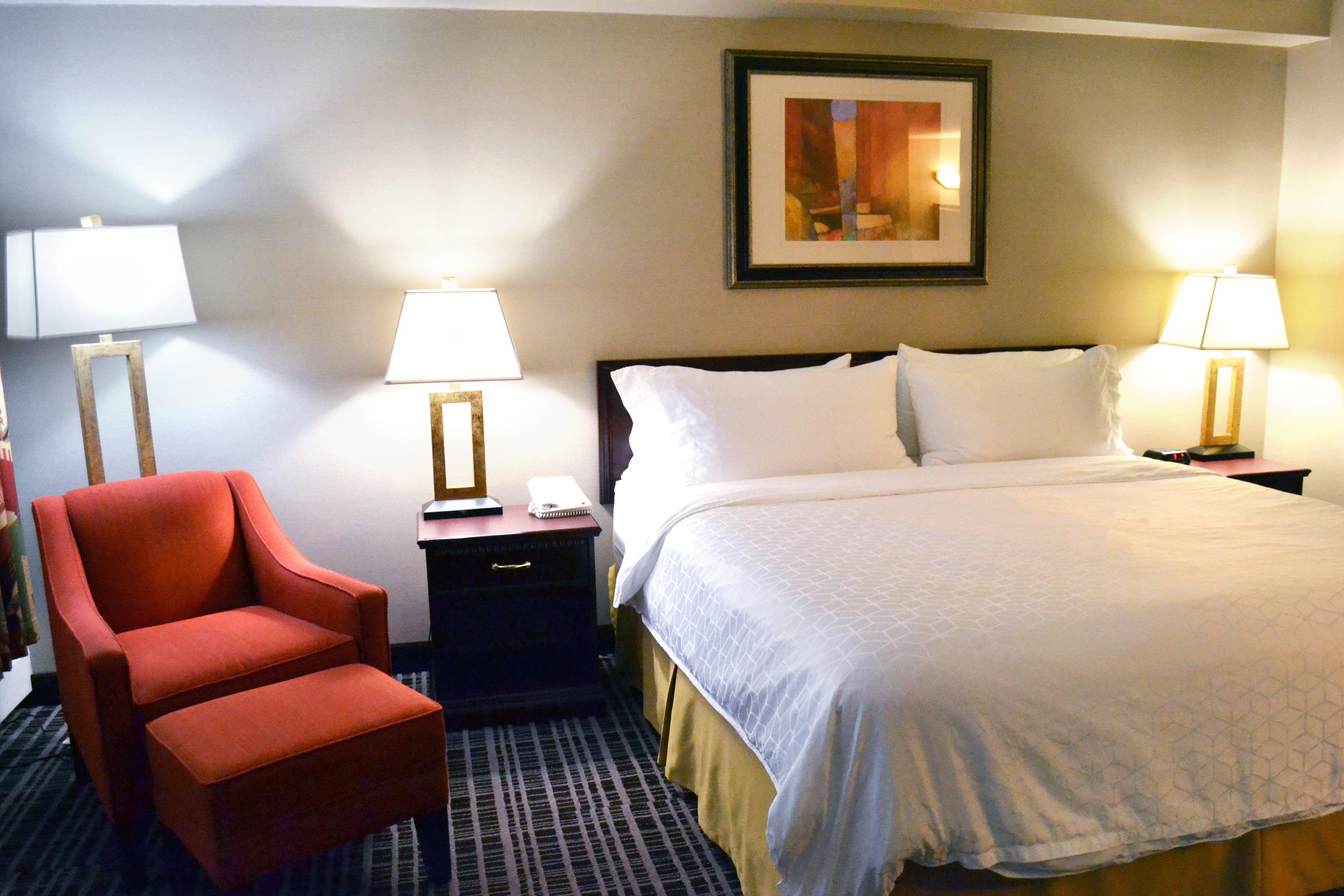 Holiday Inn Express Red Deer By Ihg Εξωτερικό φωτογραφία
