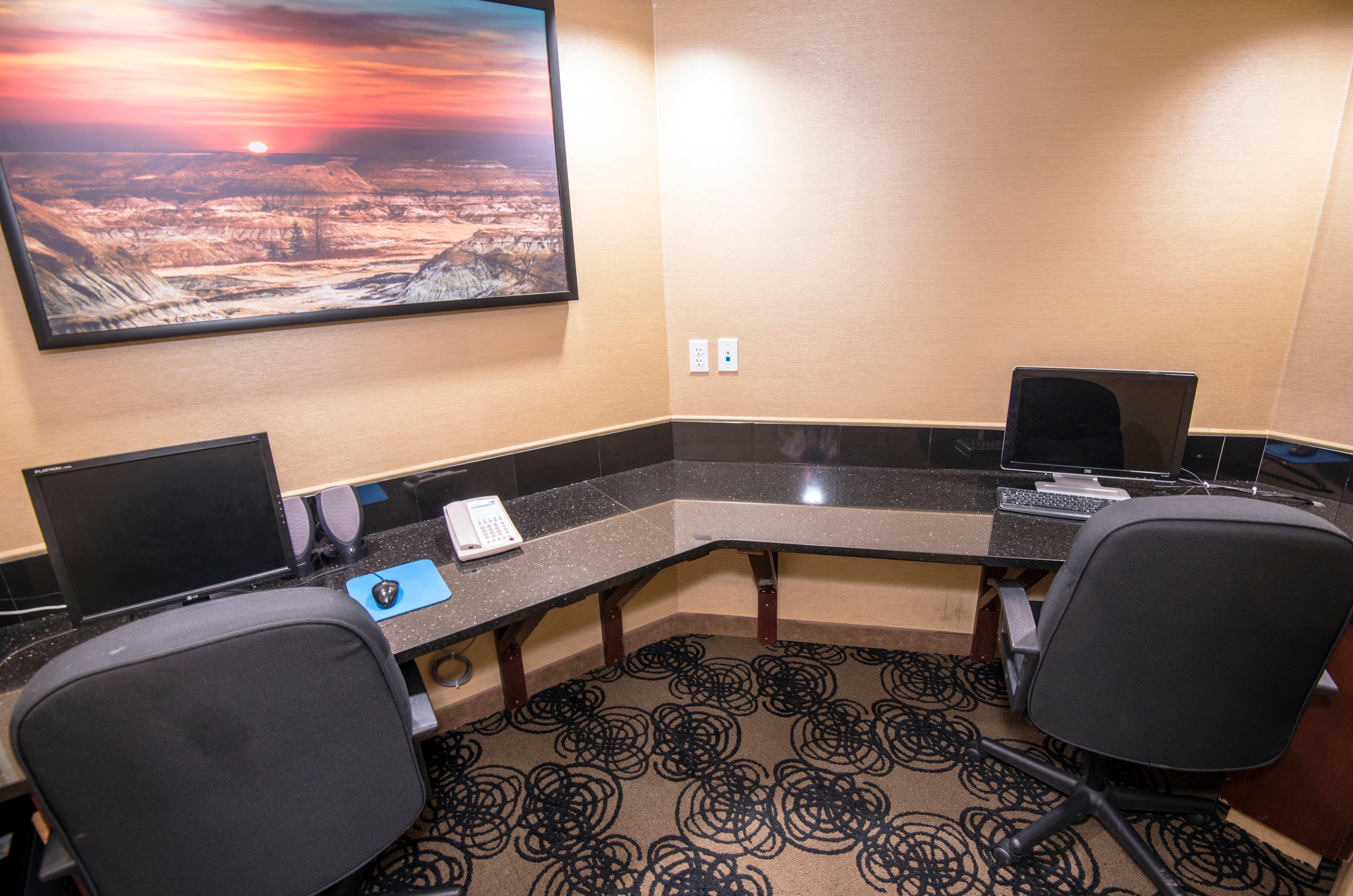 Holiday Inn Express Red Deer By Ihg Εξωτερικό φωτογραφία