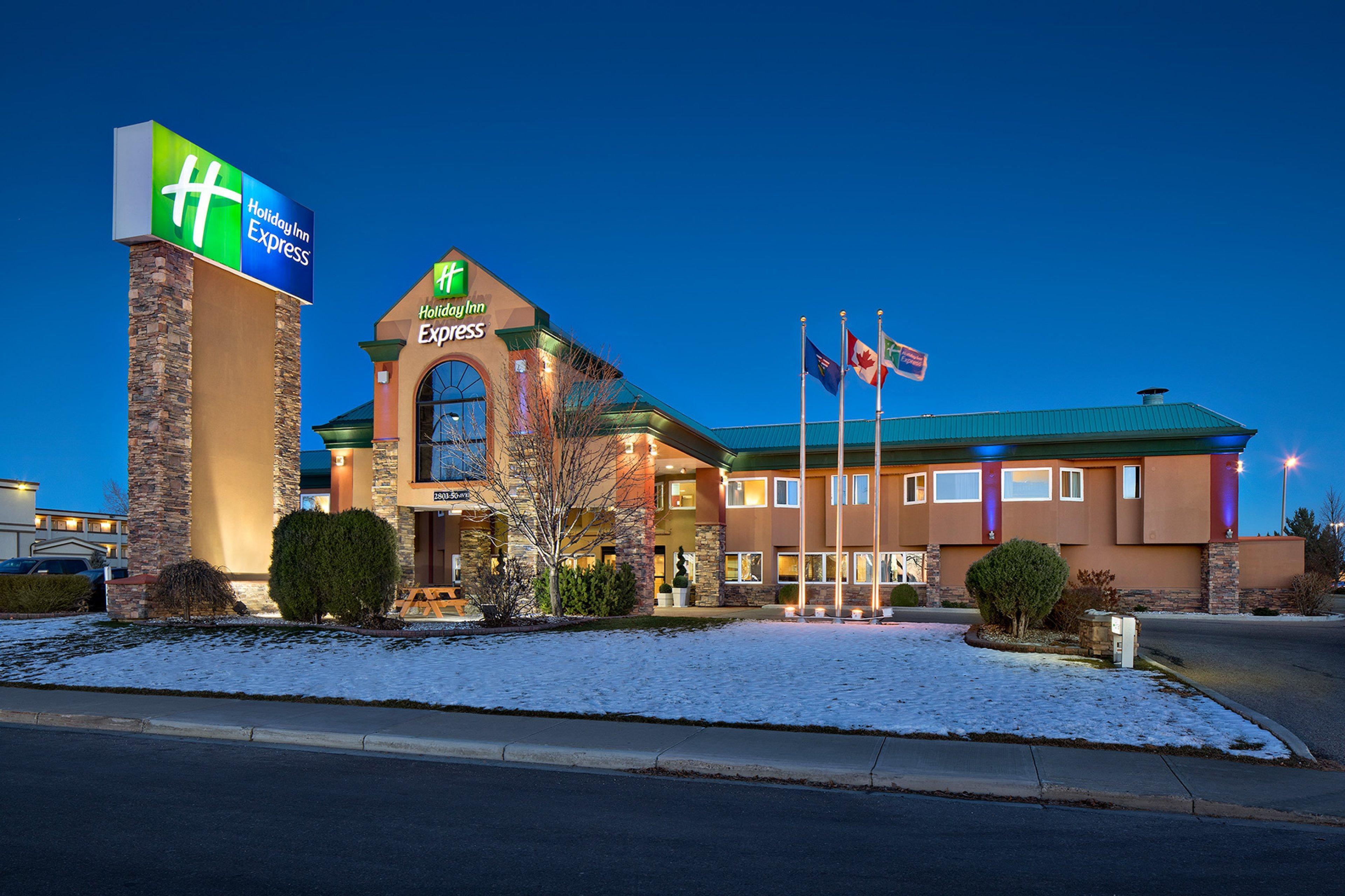 Holiday Inn Express Red Deer By Ihg Εξωτερικό φωτογραφία