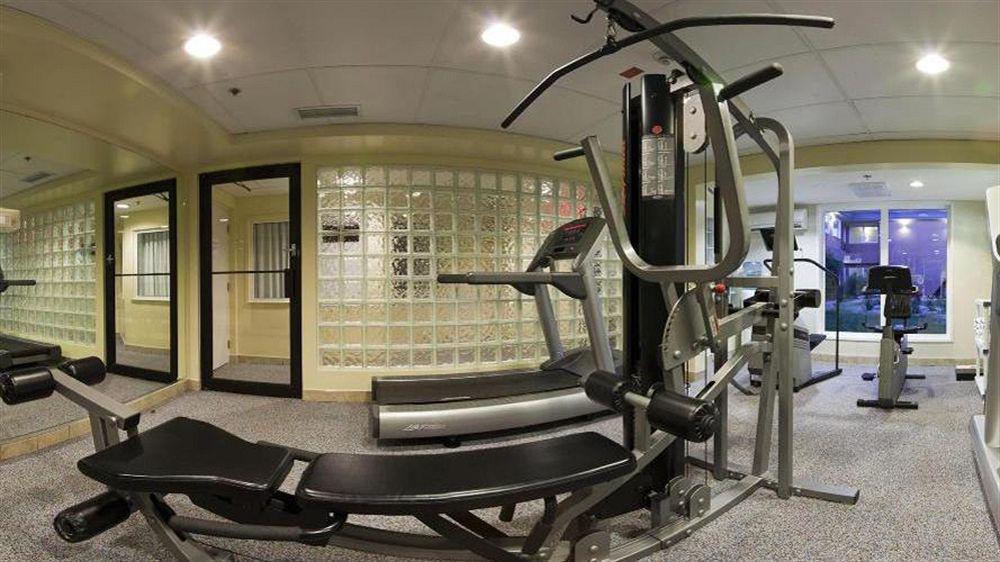 Holiday Inn Express Red Deer By Ihg Εξωτερικό φωτογραφία